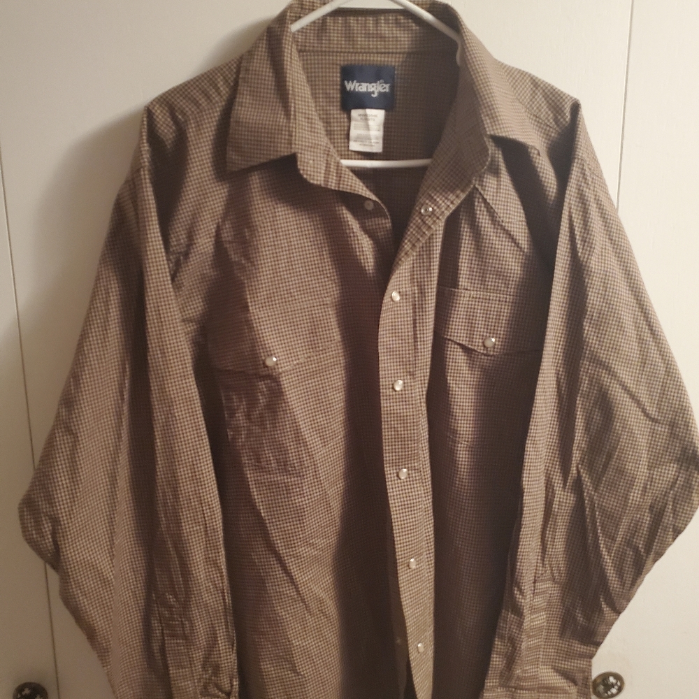 Long sleeve western style shirt.